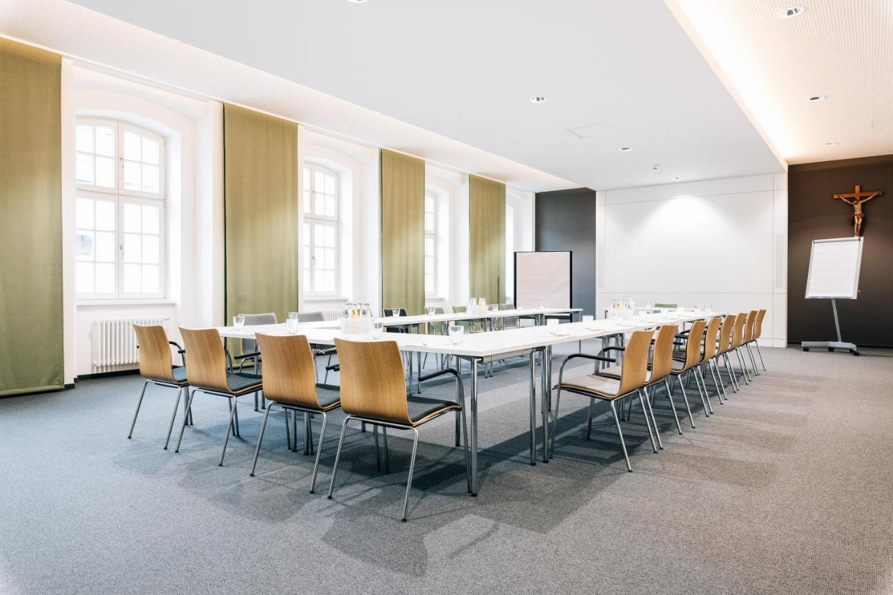 Bildungs- Und Tagungshaus Liborianum Hotel Paderborn Bagian luar foto